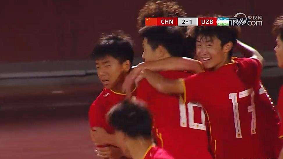 包含国足U16梦幻开局，1-1战平乌兹别克斯坦，“非裔”球员表现的词条