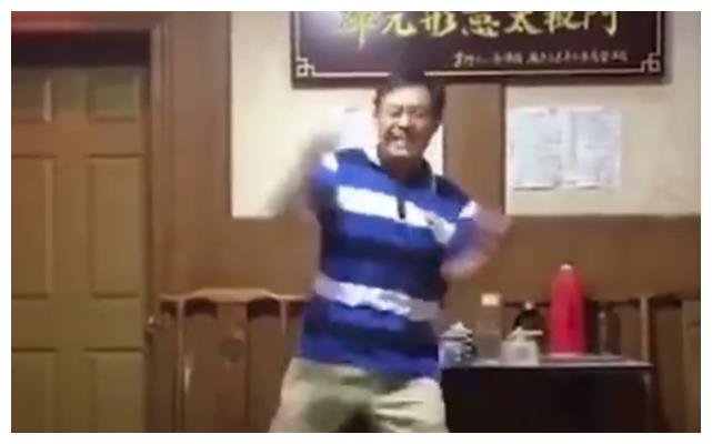 耶罗默盖战胜对手，客场挽回颜面取胜的简单介绍